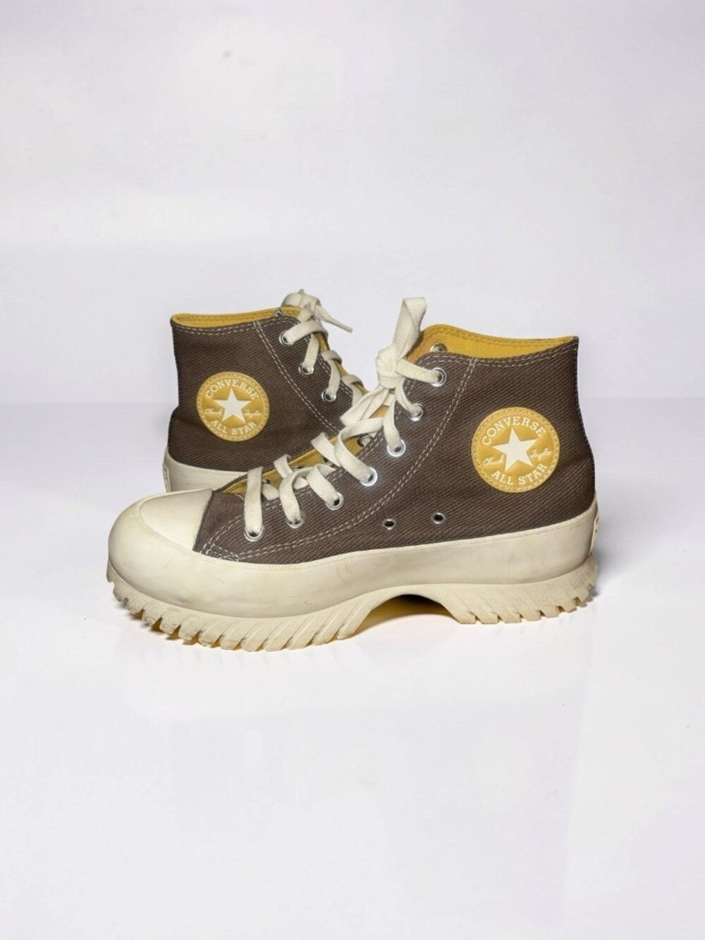 Converse Chuck Taylor All Star Lugged 2.0 High-Top Brown Sneakers